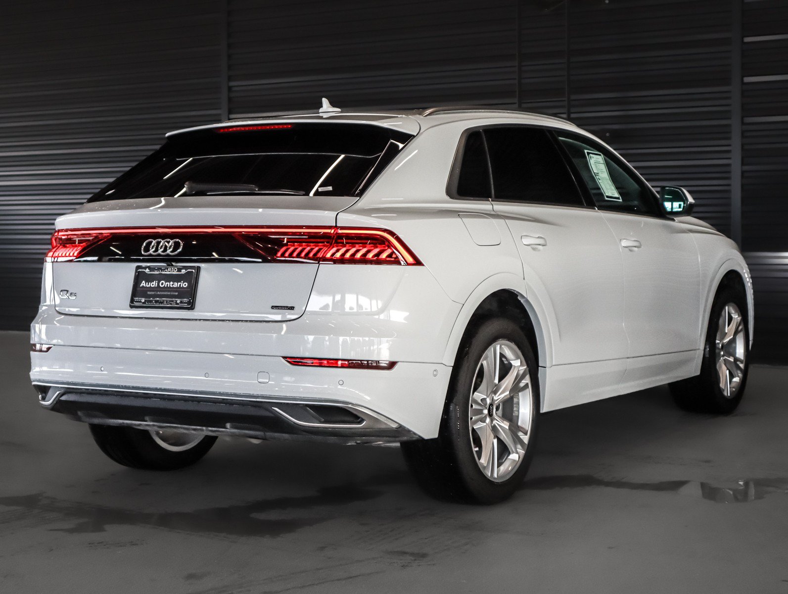 Used 2023 Audi Q8 Premium w/ Convenience Package AWD/4WD image 16