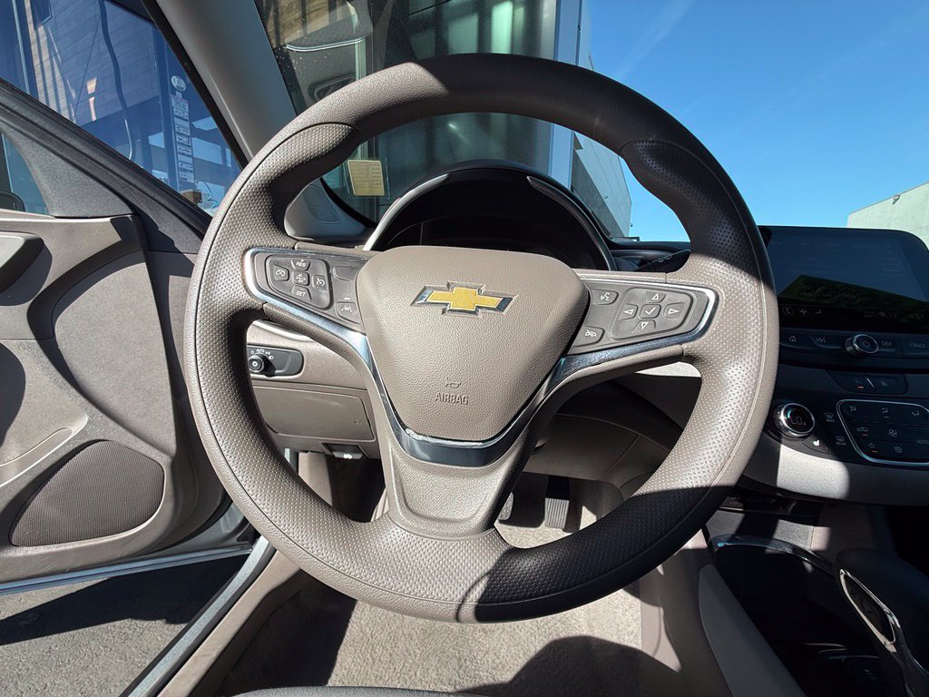 Used 2024 Chevrolet Malibu LT FWD image 19