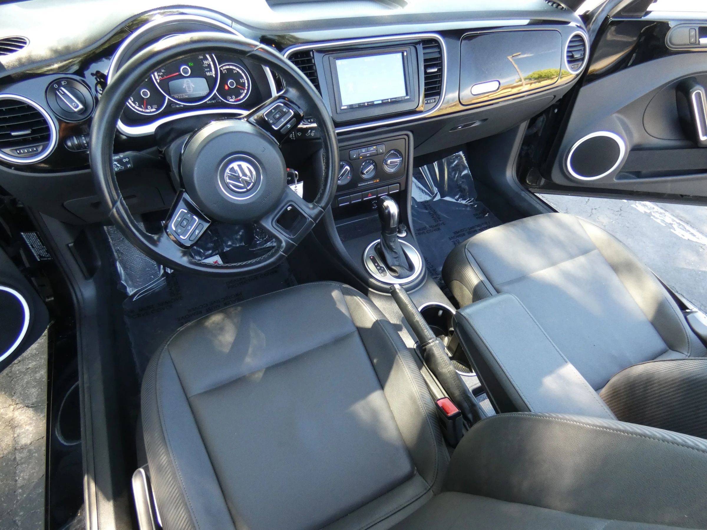 Used 2014 Volkswagen Beetle 2.5 image 30