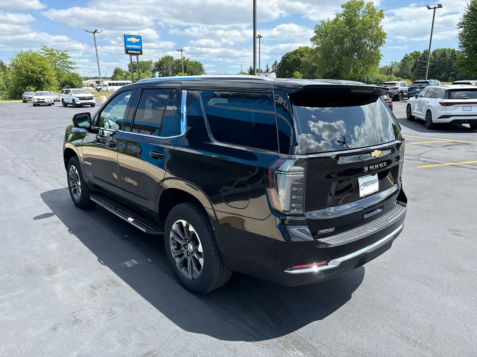 New 2026 Chevrolet Tahoe LT w/ Comfort Package AWD/4WD image 8