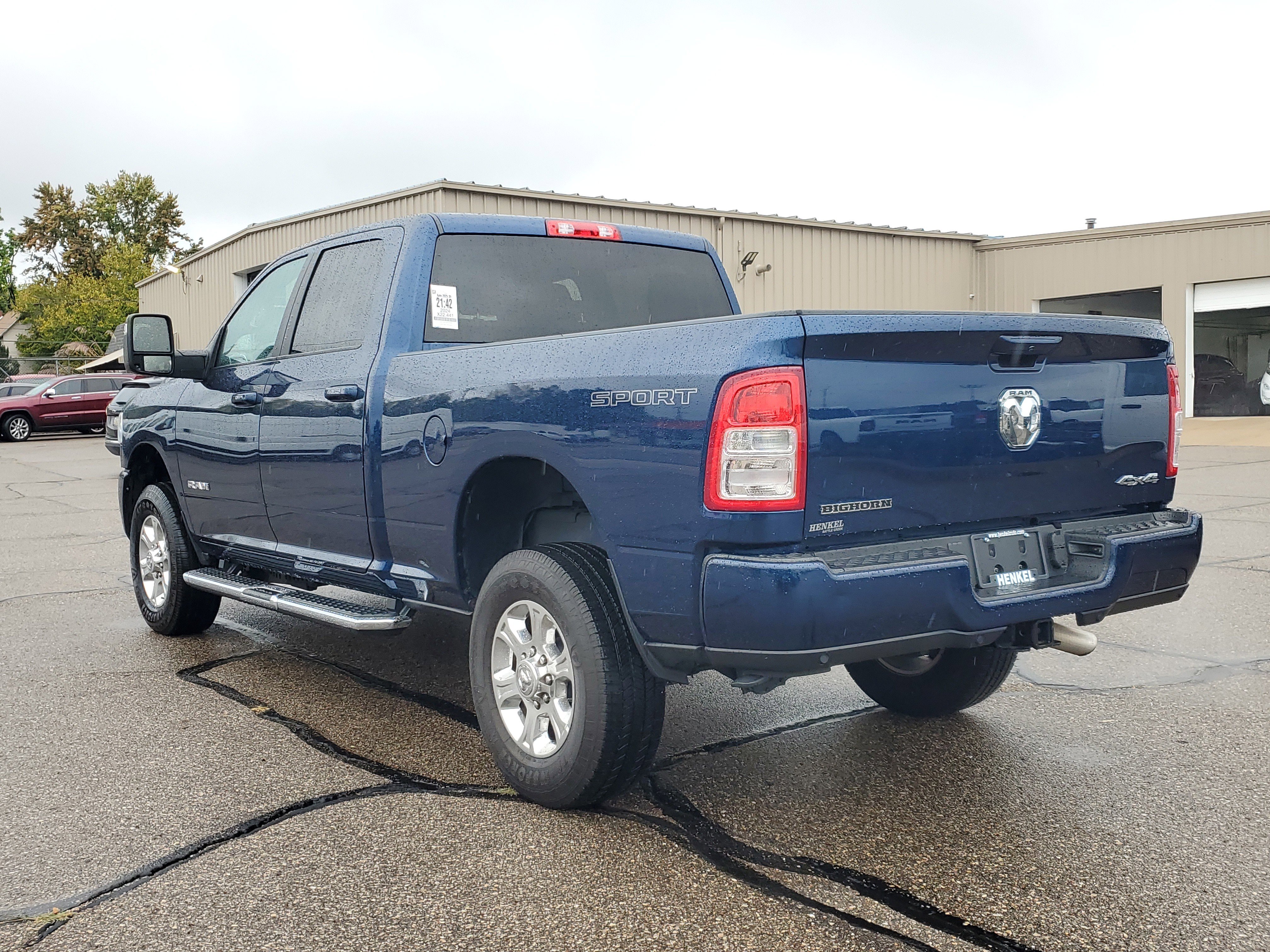 Used 2024 RAM 2500 Big Horn w/ Sport Appearance Package image 3
