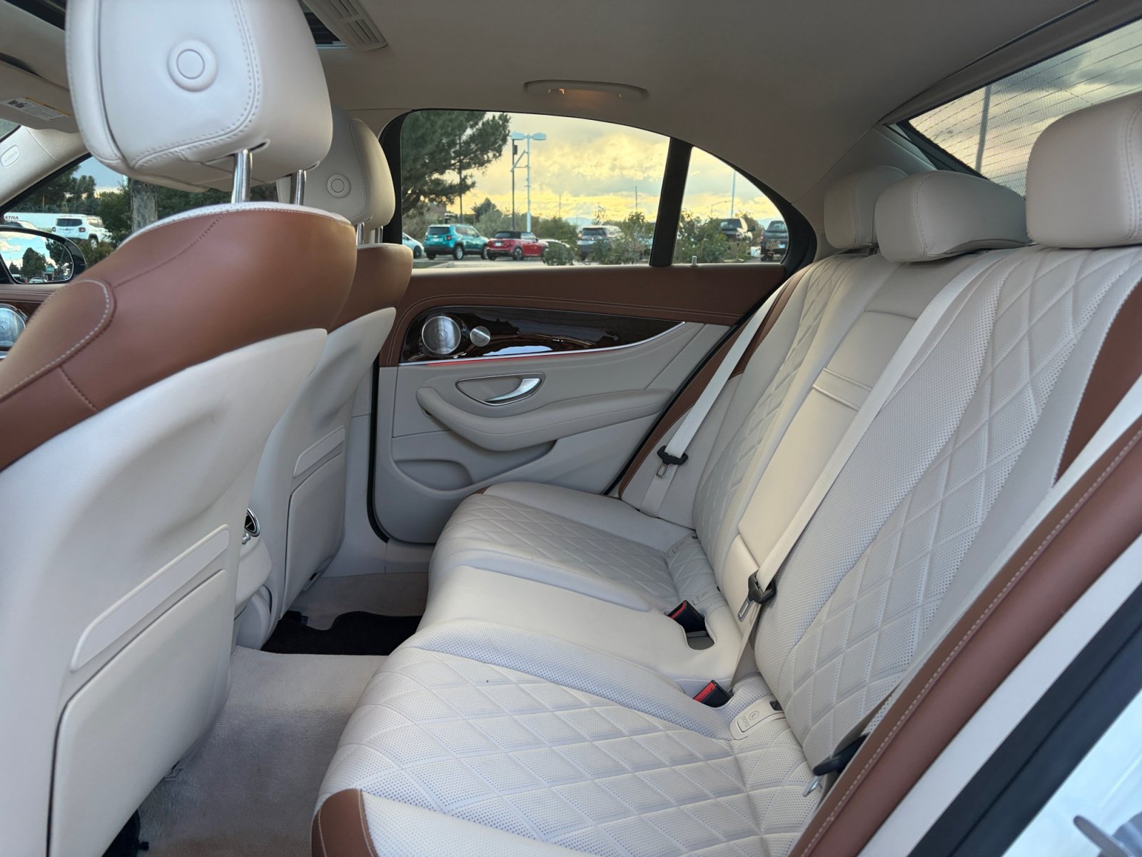 Used 2019 Mercedes-Benz E 300 4MATIC image 16