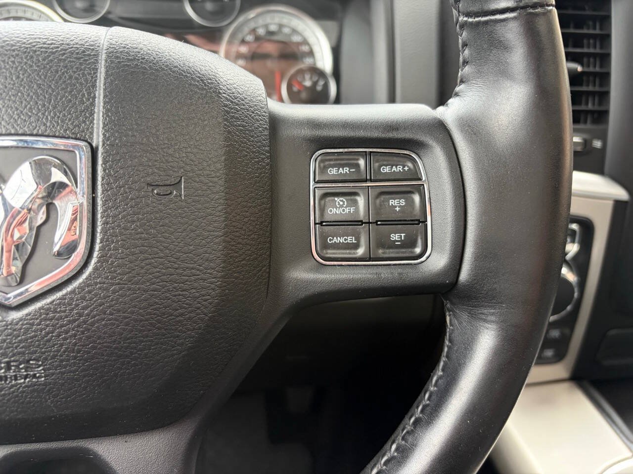 Used 2017 RAM 1500 Big Horn AWD/4WD image 18