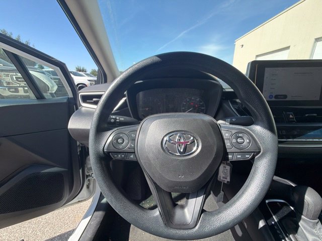 Used 2024 Toyota Corolla LE FWD image 21