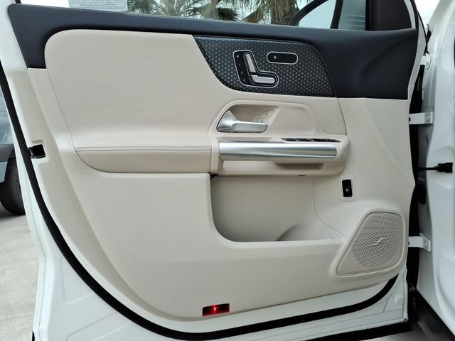 Certified 2024 Mercedes-Benz GLA 250 image 12