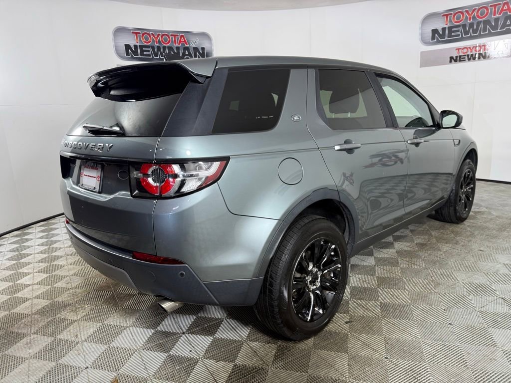 Used 2017 Land Rover Discovery Sport SE AWD/4WD image 13