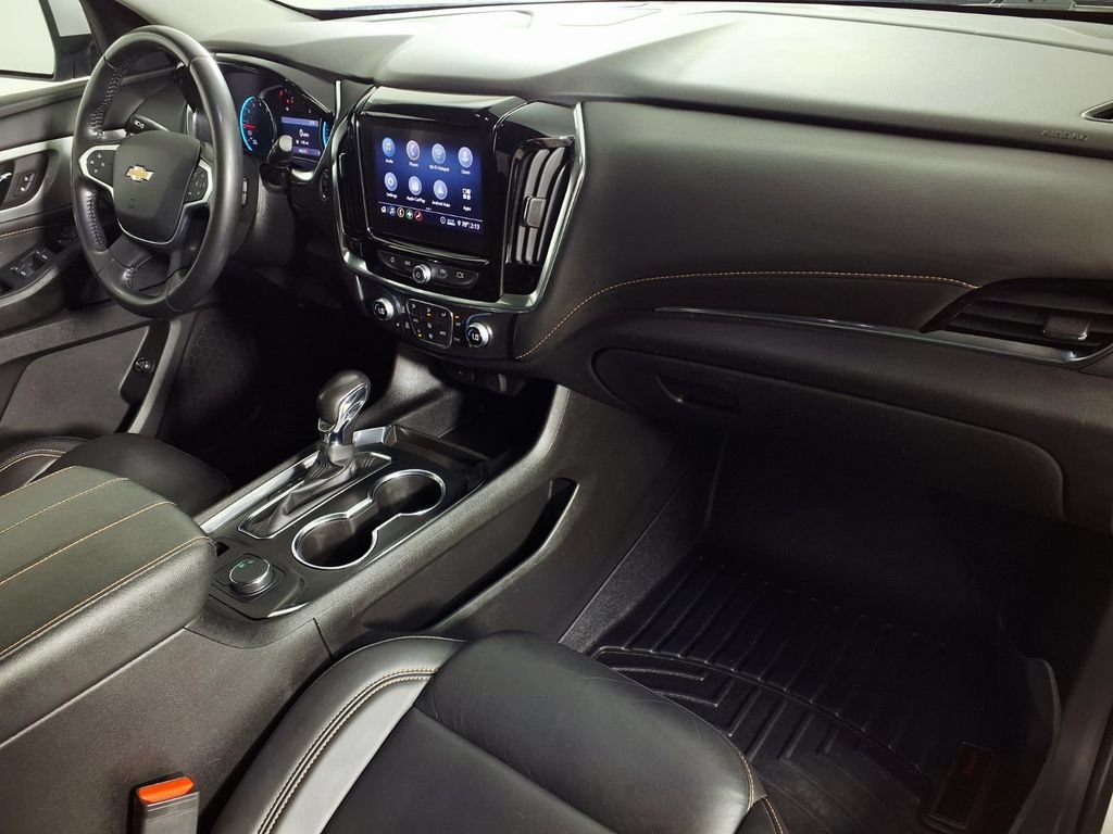 Used 2021 Chevrolet Traverse LT FWD image 13