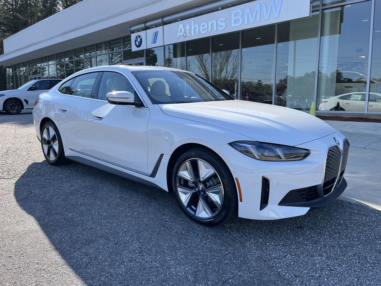 Used 2026 BMW i4 eDrive40 w/ Premium Package image 2