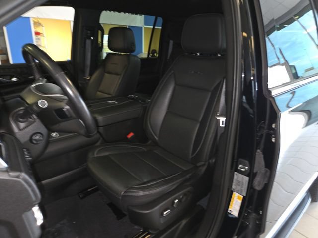 Used 2022 GMC Yukon XL Denali AWD/4WD image 11