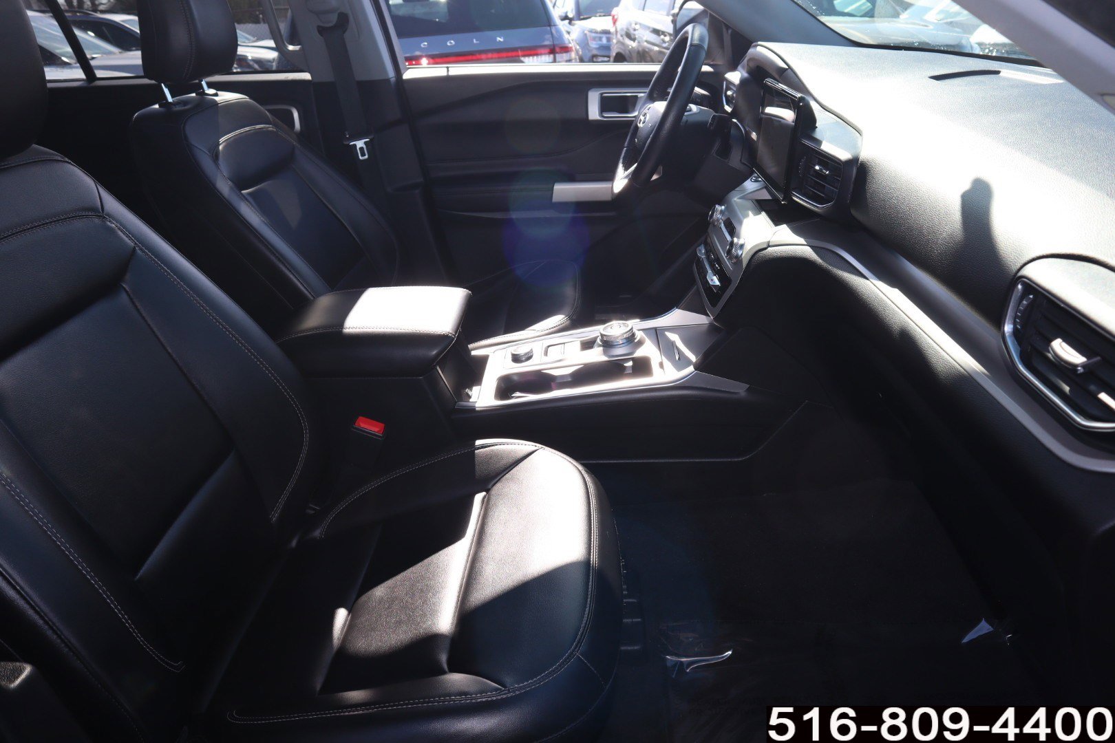 Used 2022 Ford Explorer XLT w/ Equipment Group 202A image 27