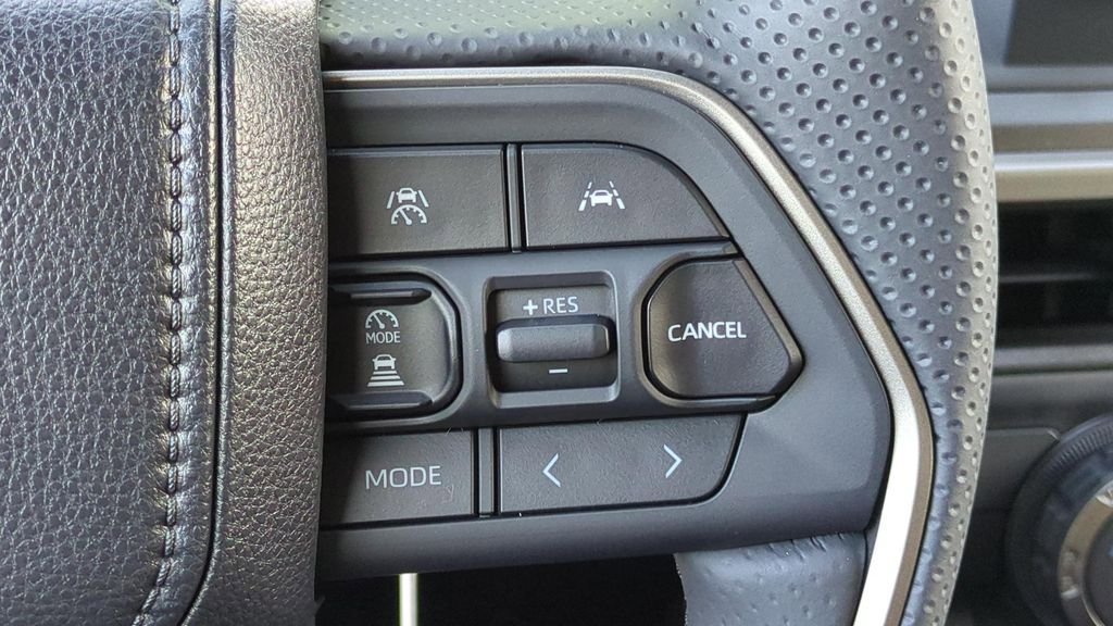 New 2026 Toyota 4Runner SR5 AWD/4WD image 20
