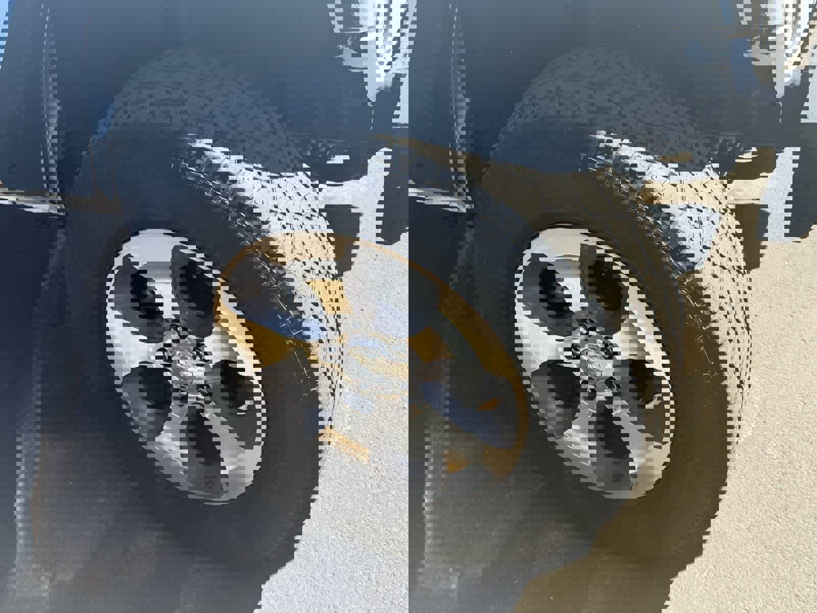 Used 2017 Jeep Wrangler Unlimited Sahara w/ Connectivity Group image 6