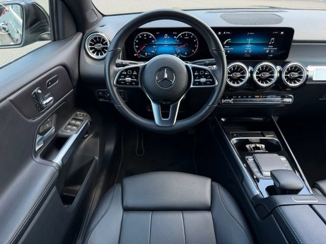 Used 2023 Mercedes-Benz GLB 250 4MATIC image 11