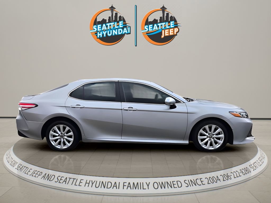 Used 2019 Toyota Camry LE w/ Convenience Package FWD image 6