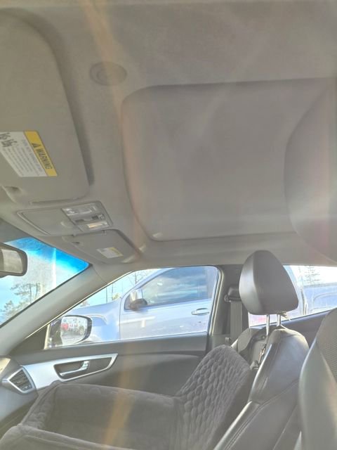 Used 2013 Hyundai Veloster w/ Style Pkg image 15