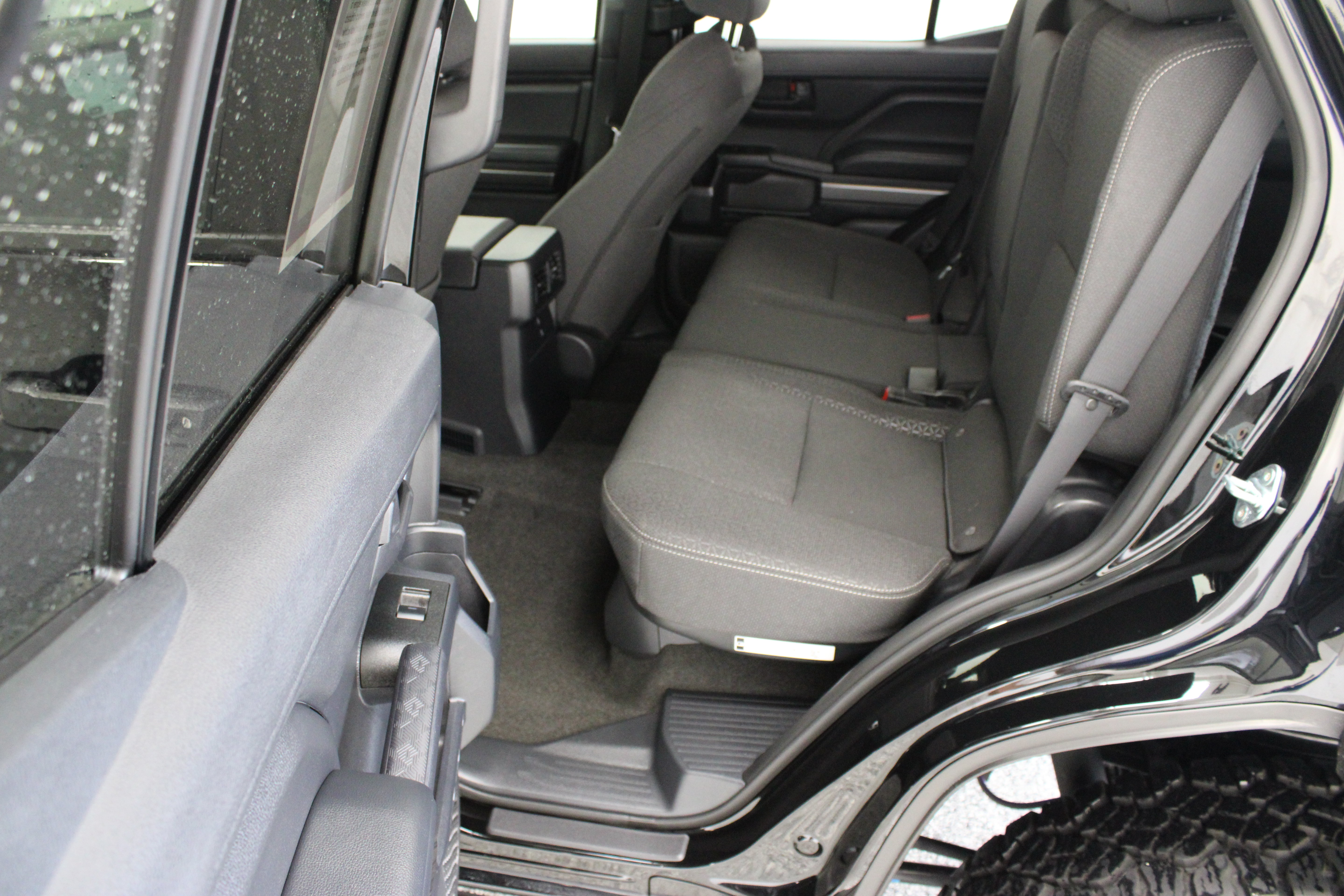 Used 2026 Toyota 4Runner SR5 AWD/4WD image 28