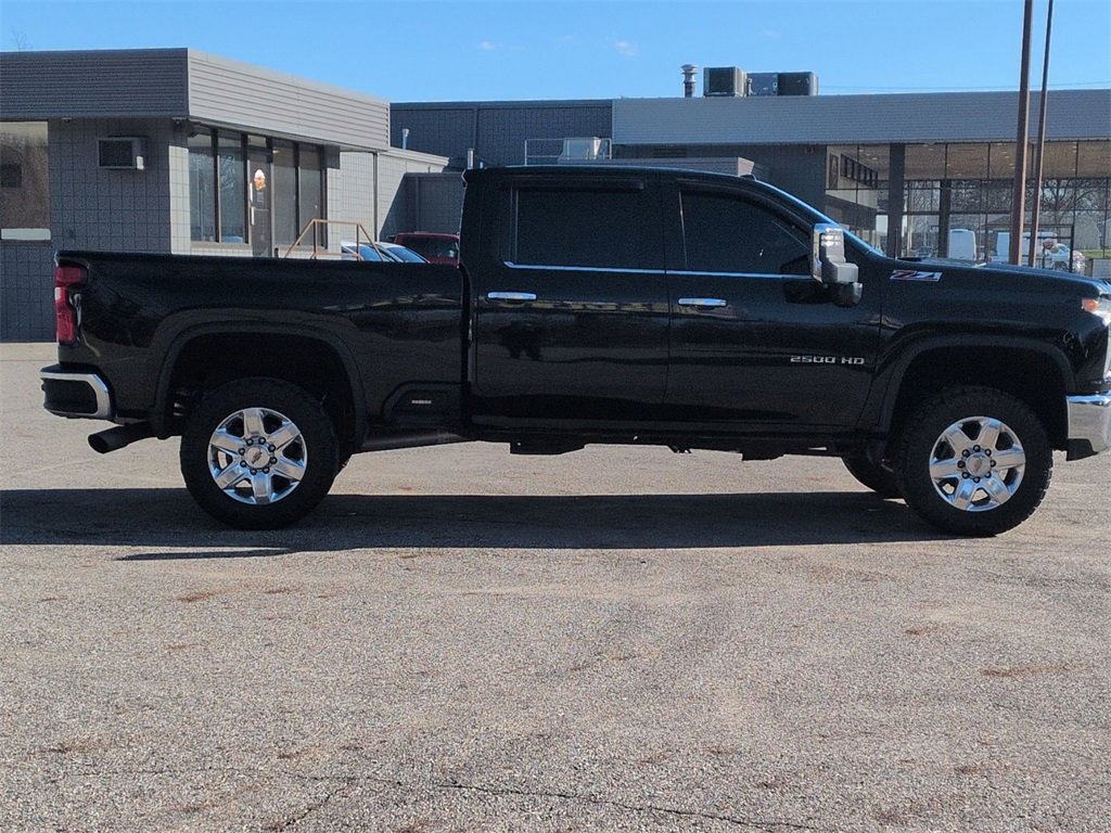 Used 2021 Chevrolet Silverado 2500 LTZ w/ LTZ Premium Package image 6