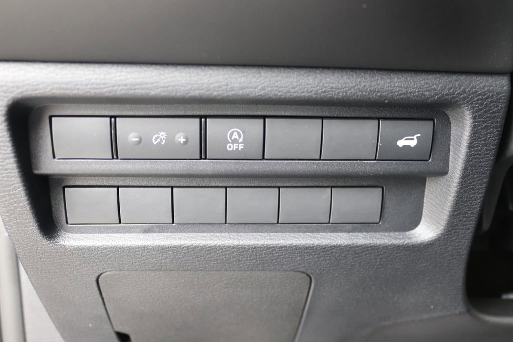 New 2026 Mitsubishi Outlander SEL image 15