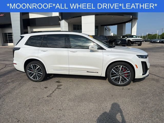 Used 2024 Cadillac XT6 Sport w/ Technology Package AWD/4WD image 14