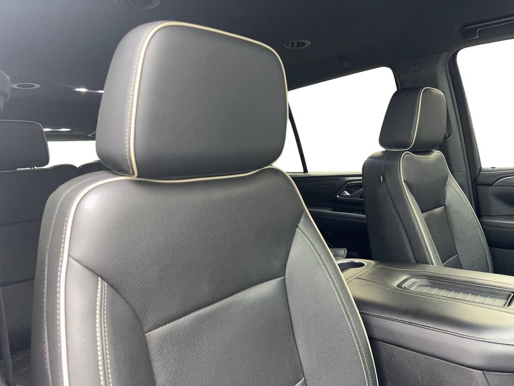 Used 2024 GMC Yukon SLT RWD image 50