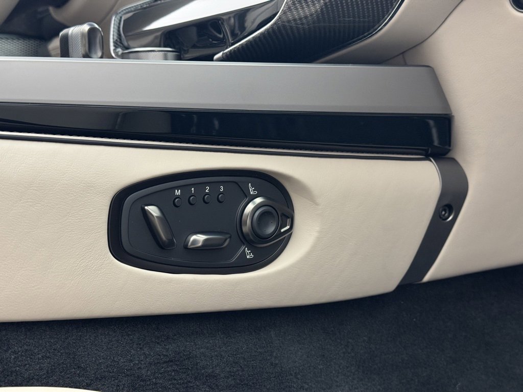 New 2026 Aston Martin Vanquish Convertible image 68