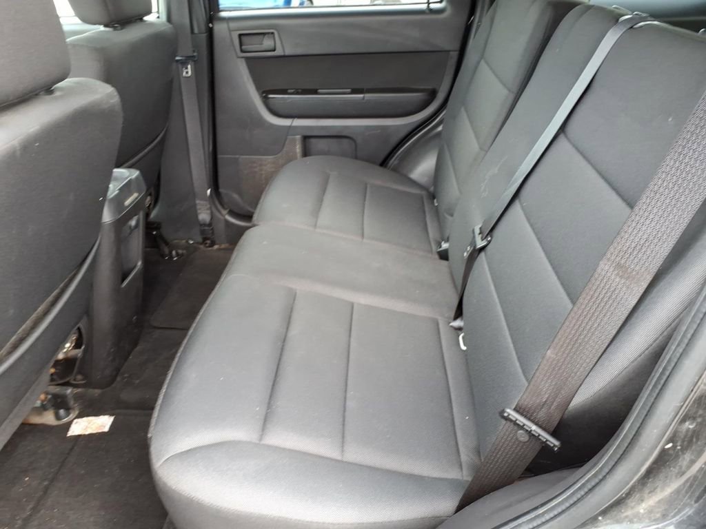 Used 2010 Ford Escape XLT AWD/4WD image 21