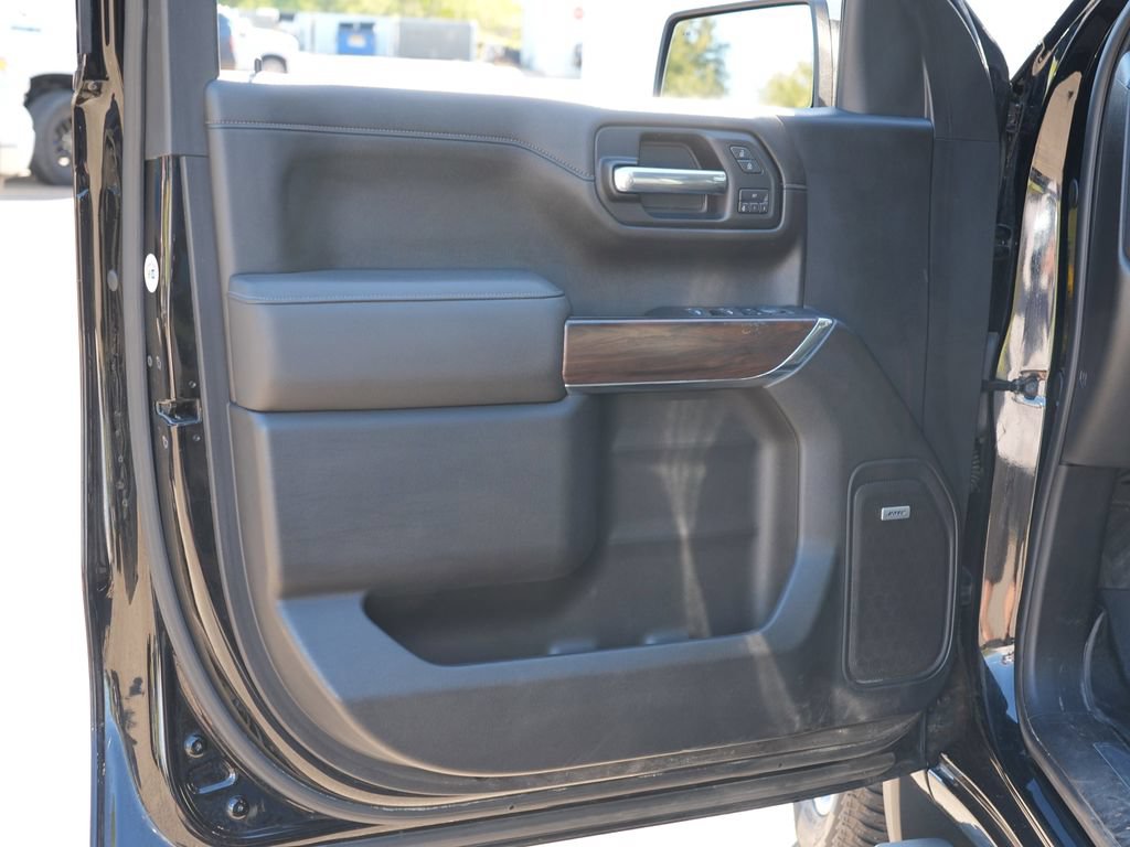 Used 2019 GMC Sierra 1500 SLT w/ SLT Premium Plus Package AWD/4WD image 14