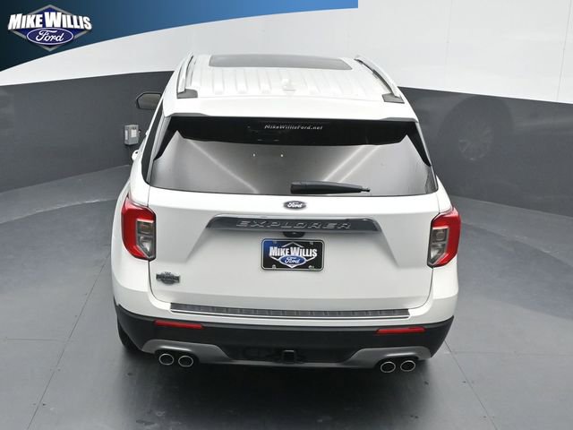 Used 2023 Ford Explorer King Ranch w/ Technology Package image 14