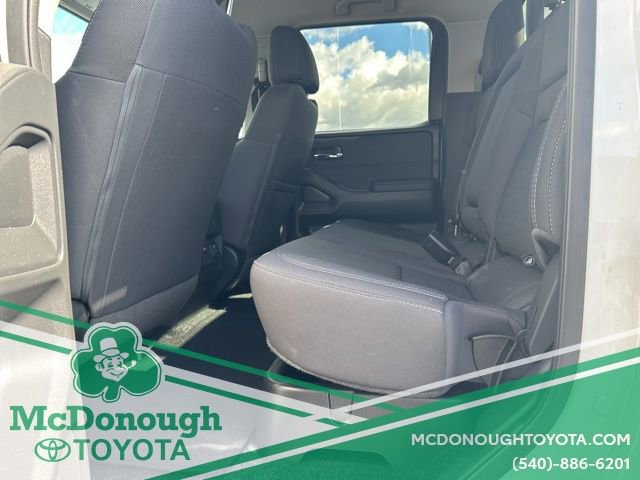Used 2024 Nissan Frontier SV w/ Hardbody Edition image 12