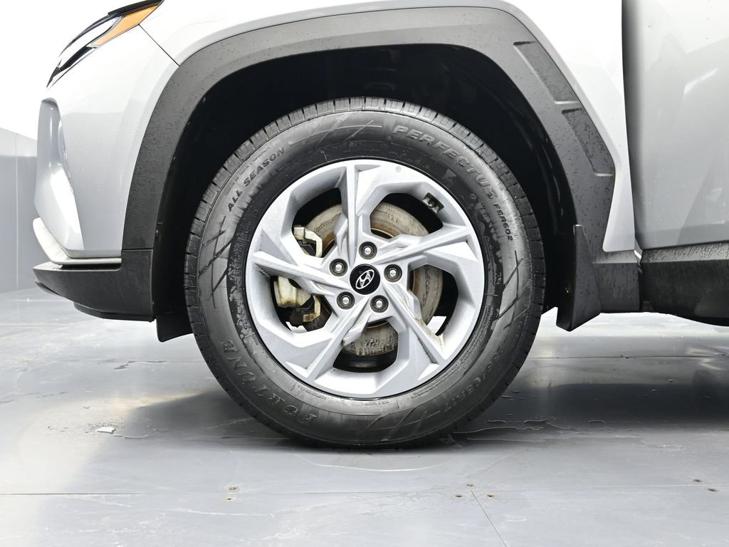 Used 2023 Hyundai Tucson SE image 18