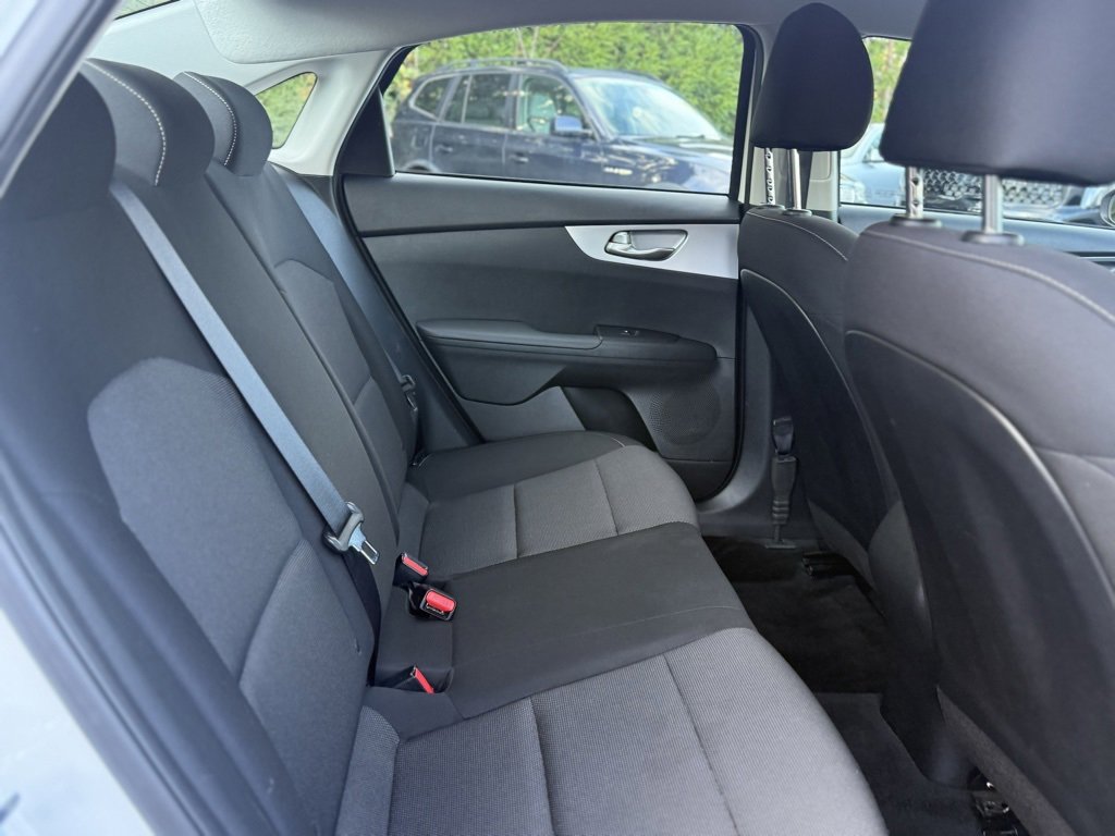 Used 2022 Kia Forte LXS image 19