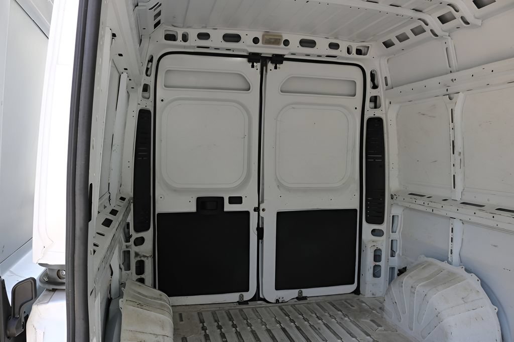 Used 2023 RAM ProMaster 2500 FWD image 18