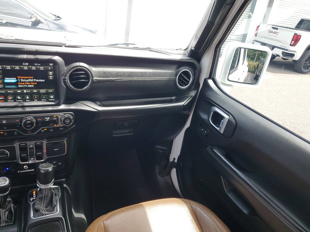 Used 2020 Jeep Gladiator Overland AWD/4WD image 14