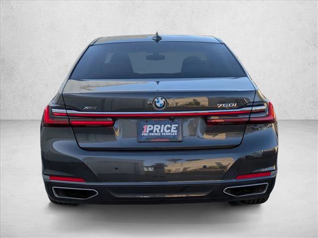 Certified 2022 BMW 750i xDrive image 6