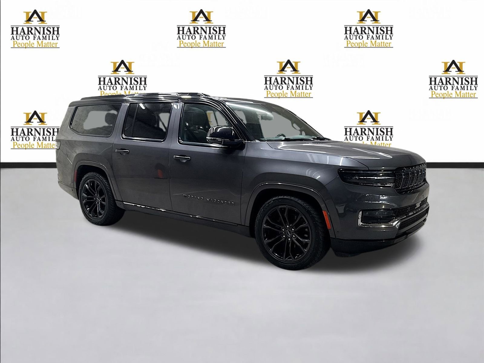 Used 2024 Jeep Grand Wagoneer L Series II w/ Quick Order Packagew 28T AWD/4WD image 3