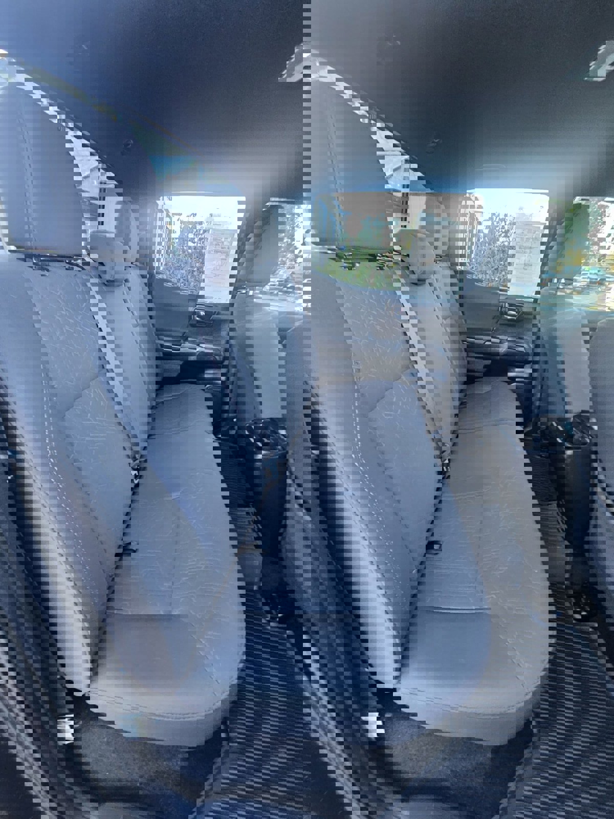 Used 2018 Toyota Tacoma TRD Off-Road image 8