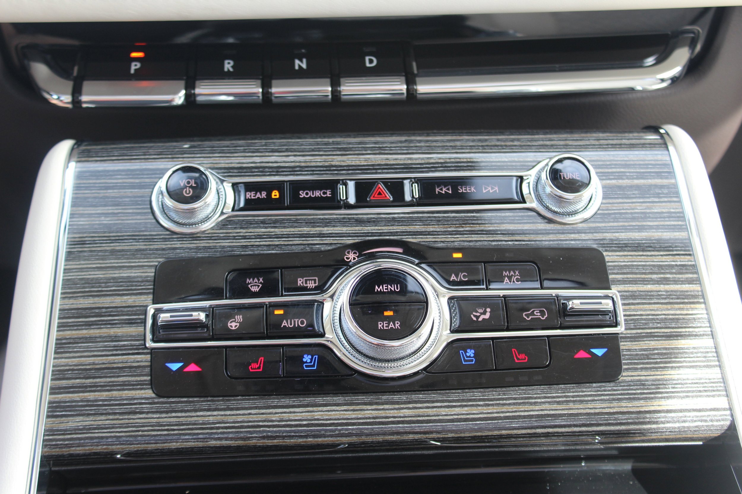 Used 2024 Lincoln Aviator Black Label w/ Dynamic Handling Package image 13