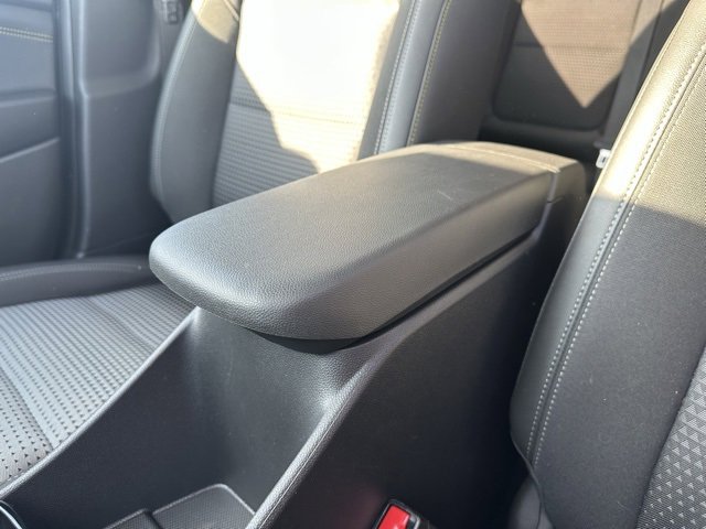 Certified 2025 Chevrolet Trax LT w/ Driver Confidence Package image 13