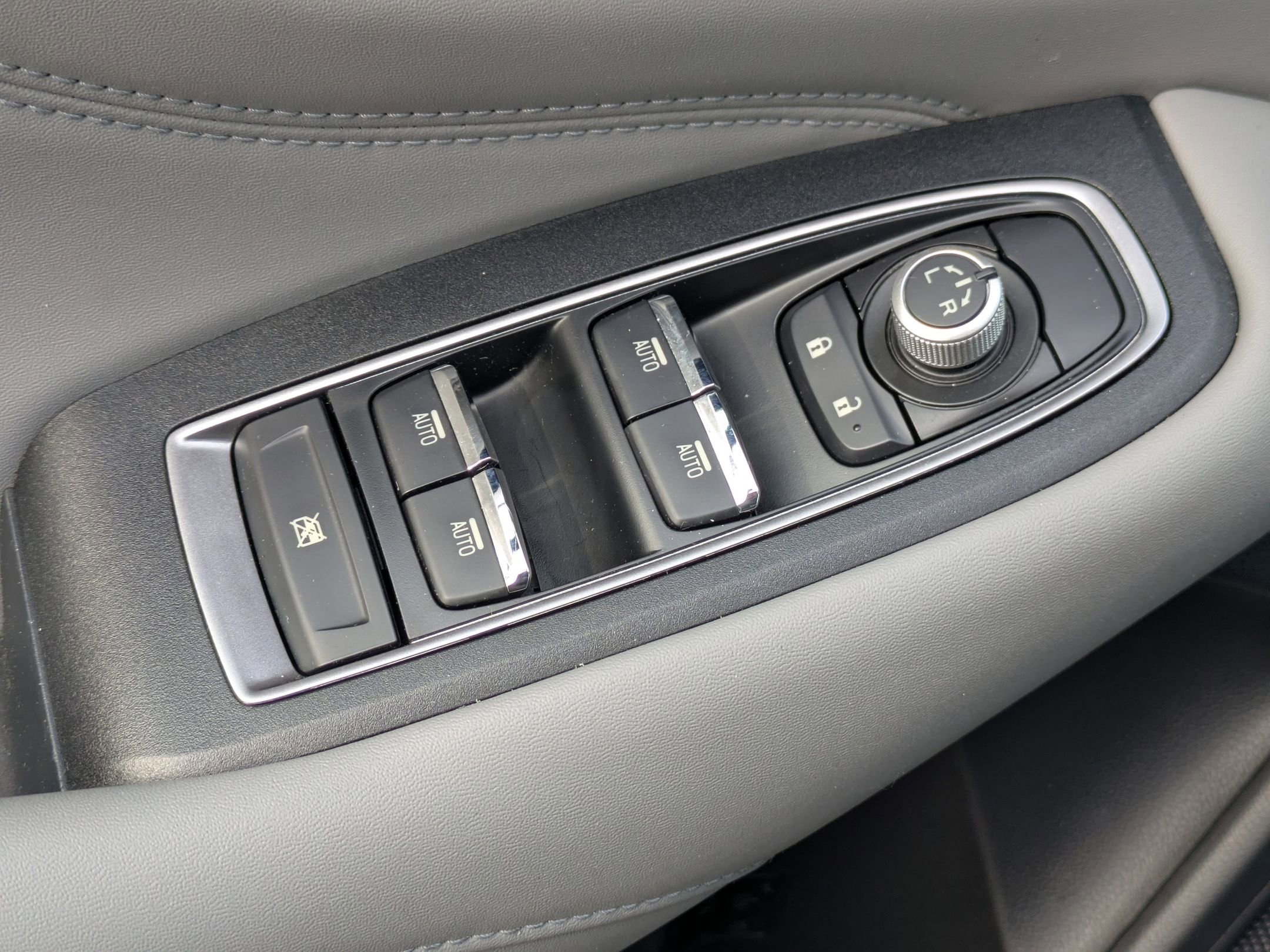 Used 2020 Subaru Legacy Limited w/ Popular Package #3 image 11