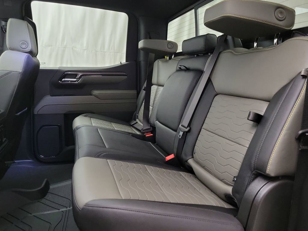 Certified 2026 Chevrolet Silverado 1500 ZR2 image 10