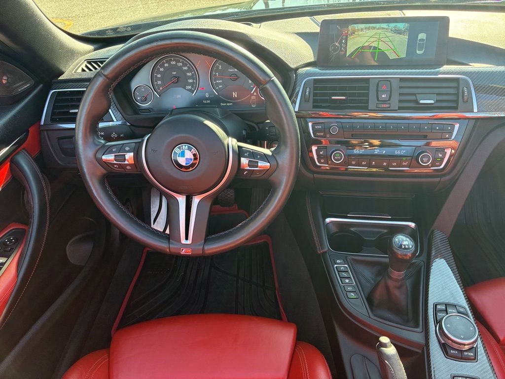Used 2016 BMW M4 Convertible image 28