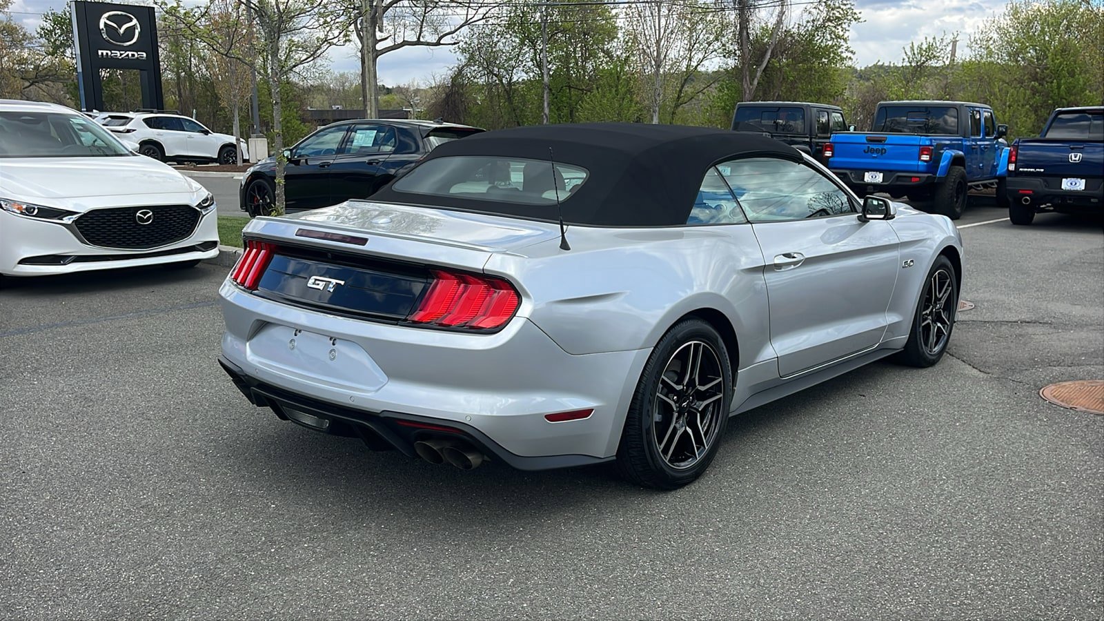 Used 2019 Ford Mustang GT Premium image 4