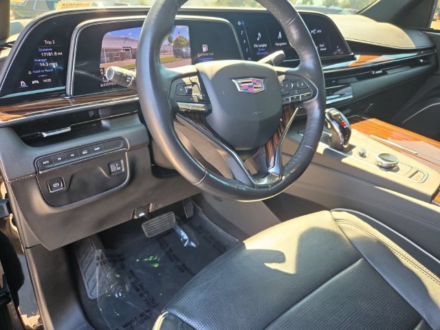 Certified 2022 Cadillac Escalade ESV Premium Luxury AWD/4WD image 10