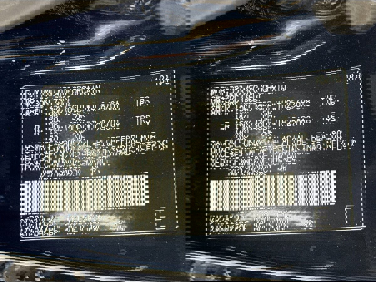 Used 2017 Toyota Land Cruiser image 46