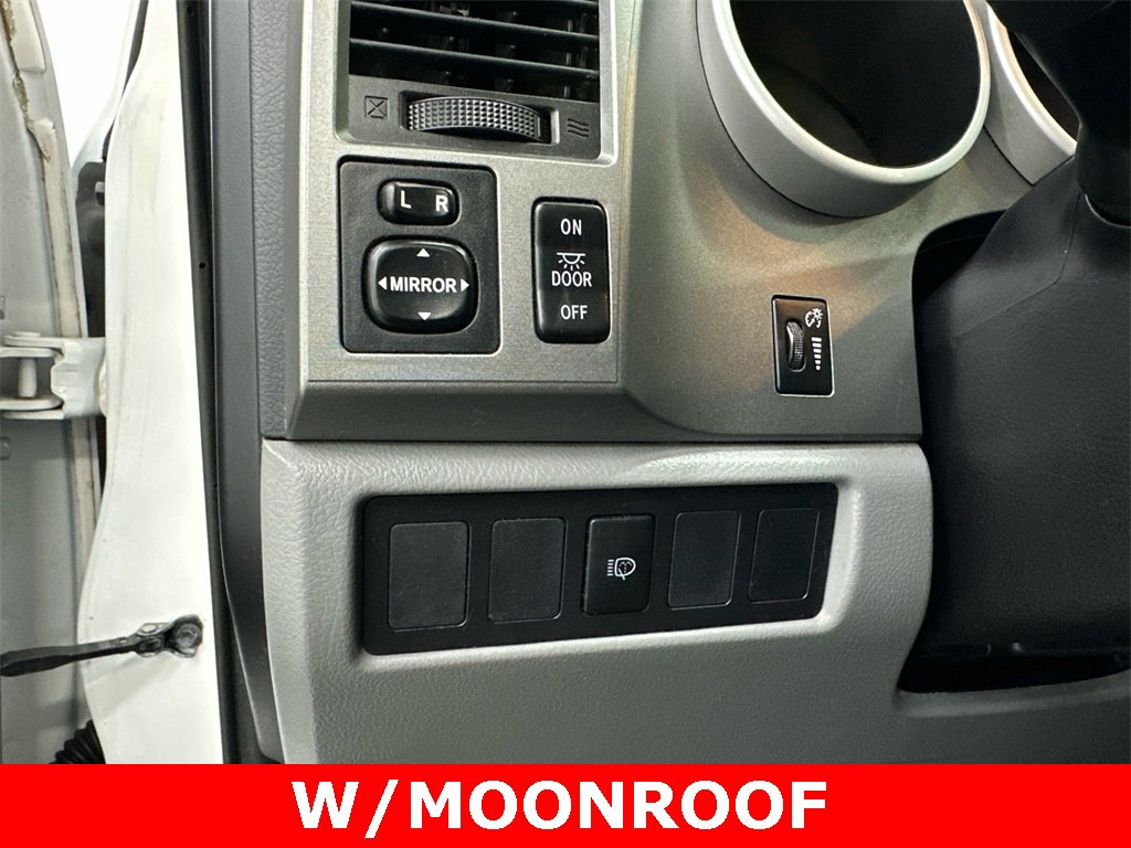 Used 2017 Toyota Sequoia SR5 image 34