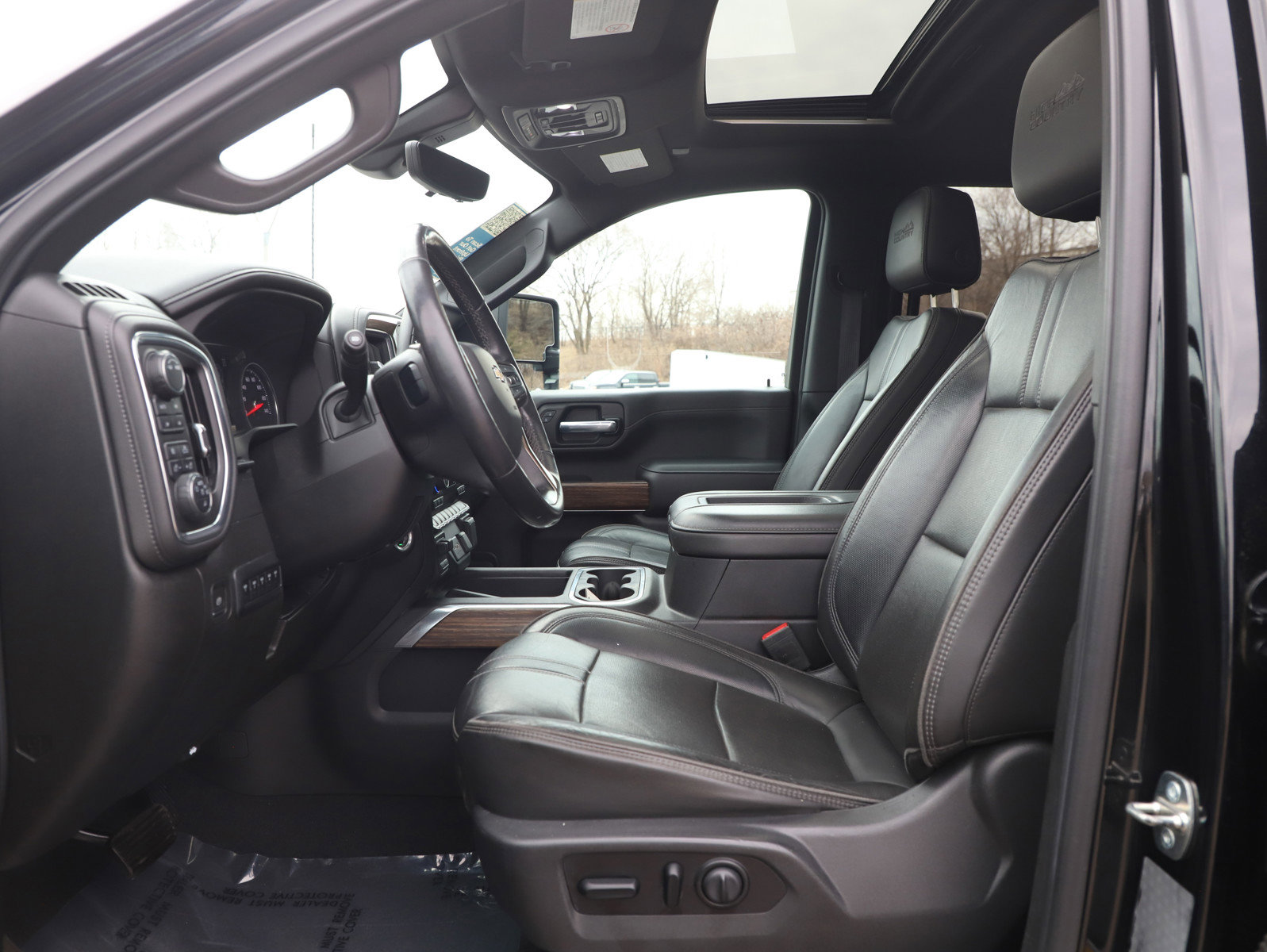 Used 2020 Chevrolet Silverado 3500 High Country w/ Snow Plow Prep/Camper Package AWD/4WD image 24