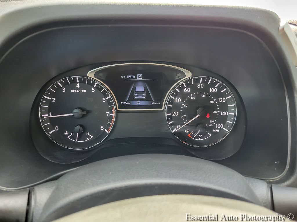 Used 2020 Nissan Pathfinder S AWD/4WD image 12