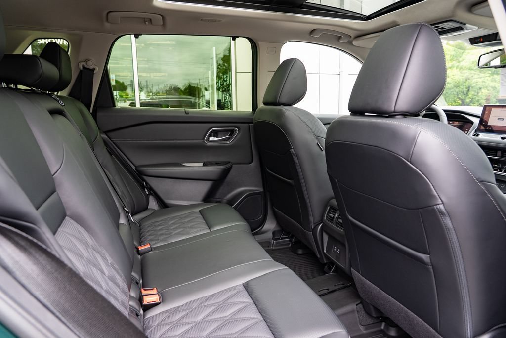 New 2026 Nissan Rogue Platinum AWD/4WD image 26