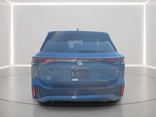 New 2026 Volkswagen Tiguan SEL R-Line AWD/4WD image 4
