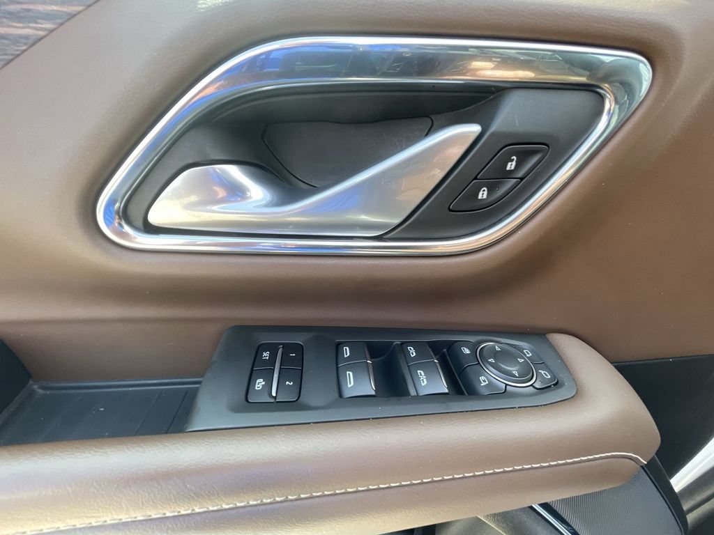 Certified 2022 Chevrolet Tahoe High Country AWD/4WD image 24